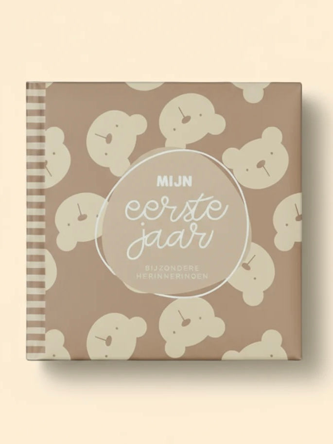 Baby's eerste jaar invulboek