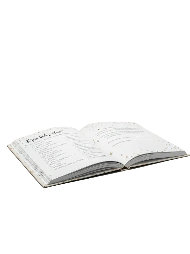 Invulboek om de negen maanden zwangerschap vast te leggen