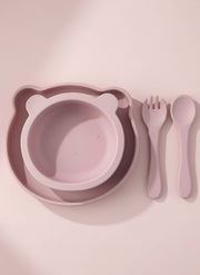 Lichtroze siliconen serviesset met bordje schaaltje en bestek