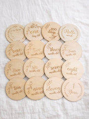 houten mijlpaalkaarten voor baby's en kraamcadeau