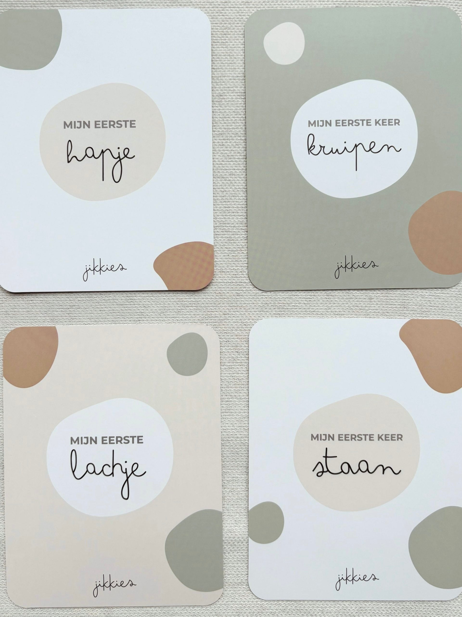 Mijlpaalkaarten voor baby van het merk Jikkies